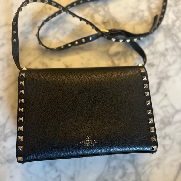 Valentino Rockstud Small Grainy Leather Crossbody - Great condition - Picture 5 of 6